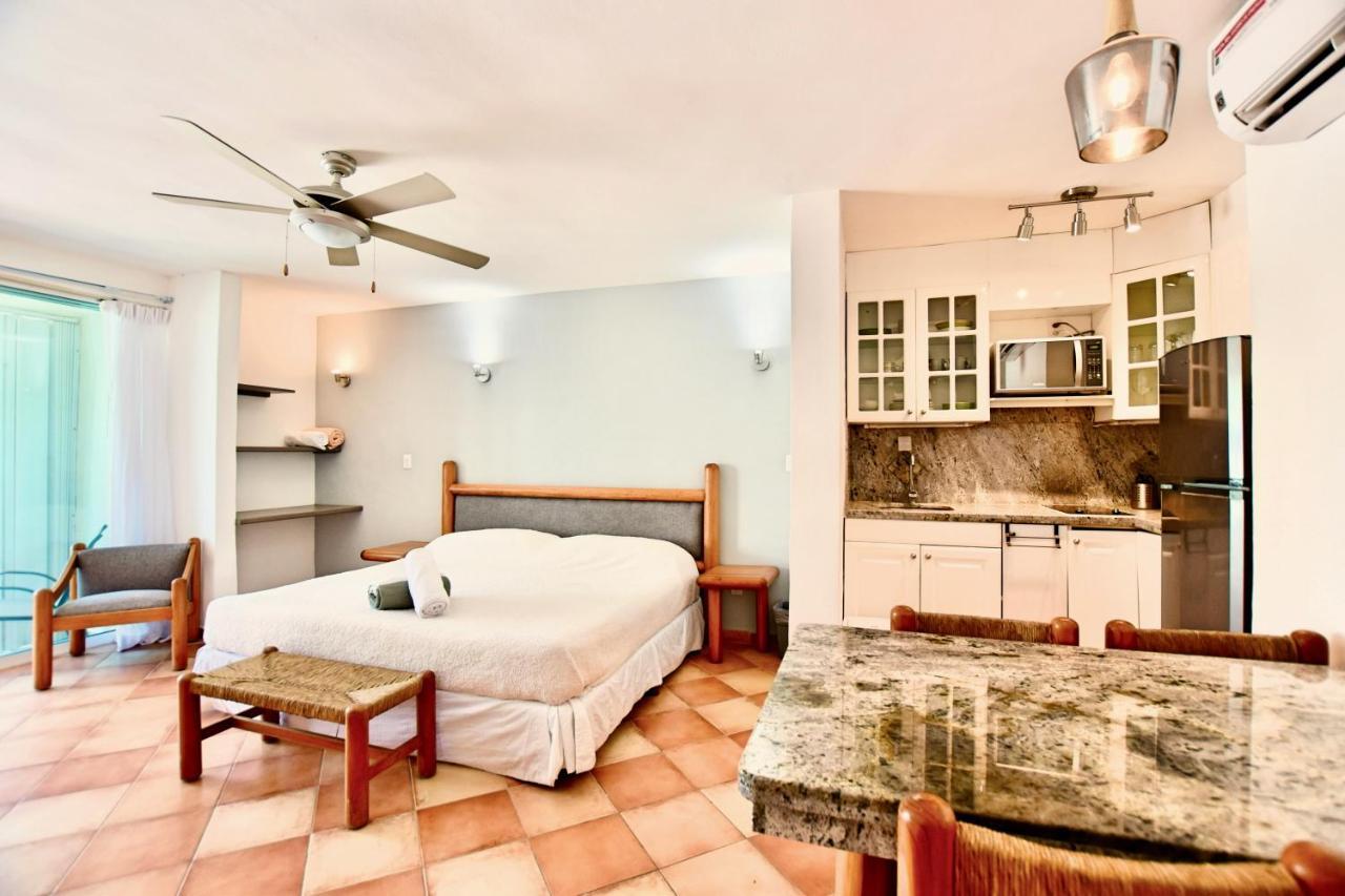 Solymar Condo Beach Resort By Casago カンクン エクステリア 写真